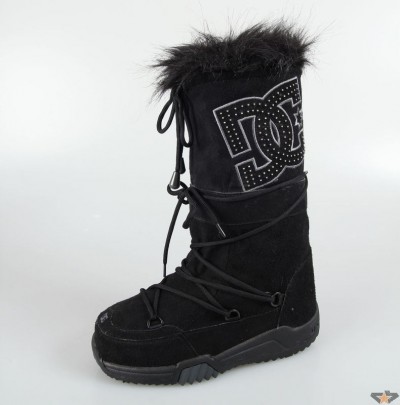 DC Shoes zima 2012/2013: Originální sněhule i kotníčková obuv