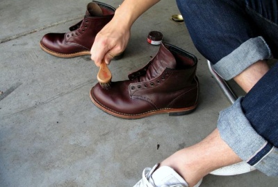 každá obuv vyžaduje pravidelné ošetření, aby vydržela co nejdéle, DawidHwang/Flickr.com