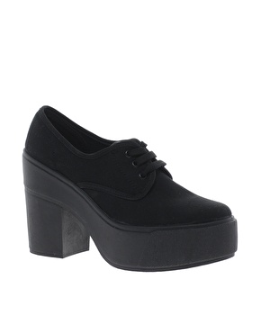 černá obuv, asos.com