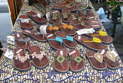 sandály všude, kam se podíváš, burgundavia/Flickr.com